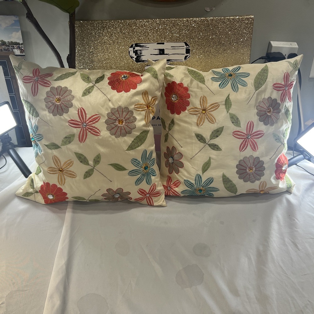 Jeweled Embroidered 2 Pillows‎ Decorative Warm Tone 15" X 15"
